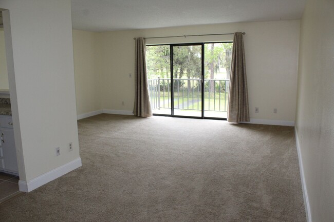 Building Photo - Gorgeous one bedroom unit with balcony
