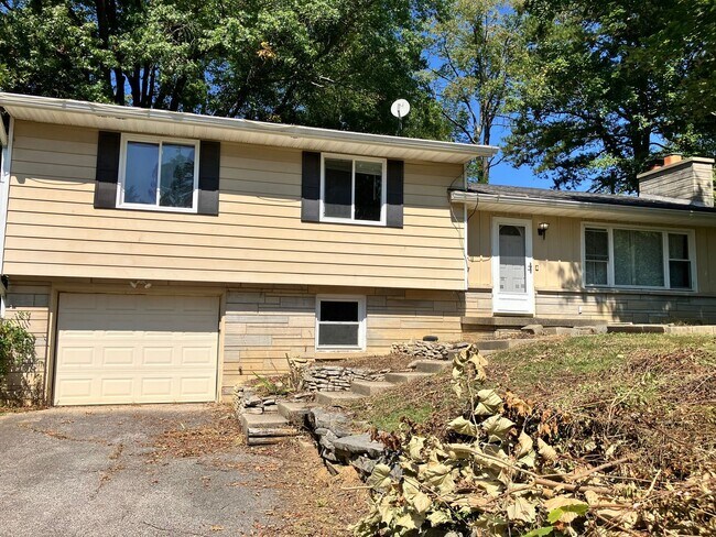 Primary Photo - 3607 E Morningside Dr