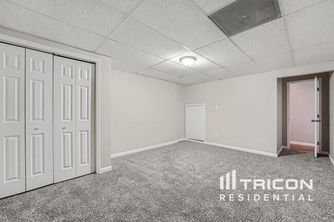 Building Photo - 3497 Hill Ln