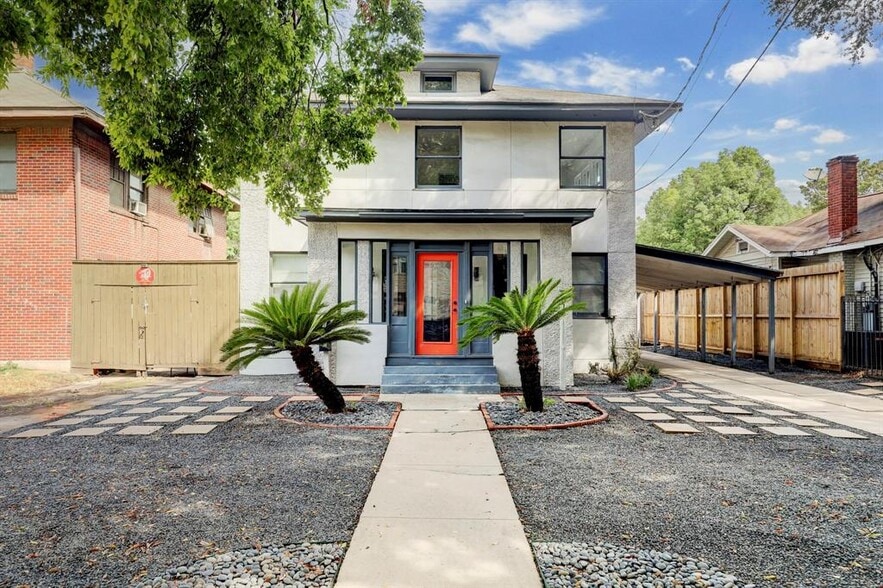 Building Photo - 516 Colquitt St