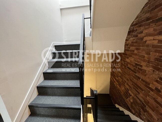 Building Photo - 1 bedroom in Boston MA 02130