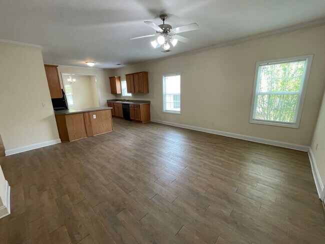 Building Photo - PRE-LEASING FOR AUGUST 2026!