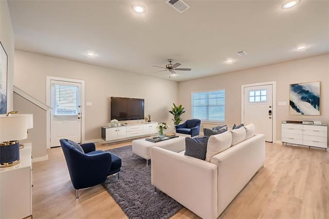 Building Photo - 4145 Sarno Dr