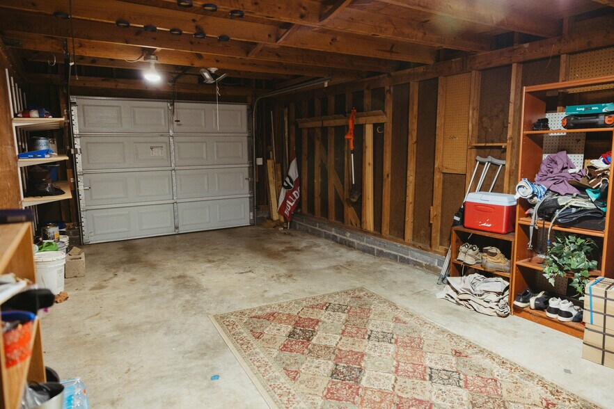 Building Photo - 417 Forest Glen Dr