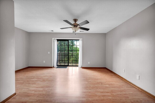 Building Photo - 48 N Mountain Rd