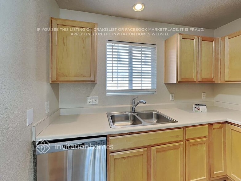 Building Photo - 1466 Nemrick Pl