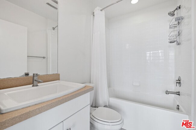 Building Photo - 5637 W Observation Ln