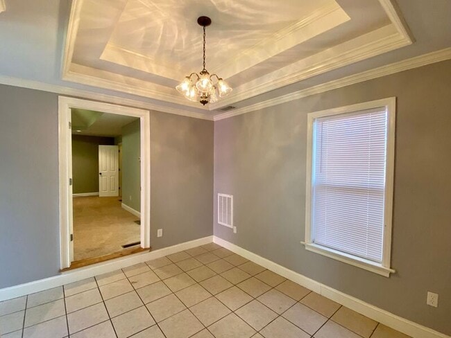 Building Photo - 3870 Hog Mountain Rd