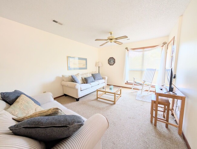 Building Photo - Little River Inn - Long Term Rental in Little River, SC