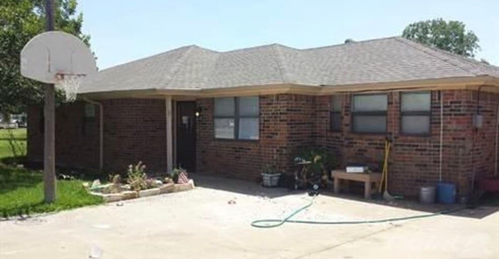 Building Photo - 3905 Country Meadows Cir