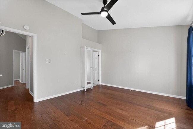 Building Photo - 708 Suffield Dr