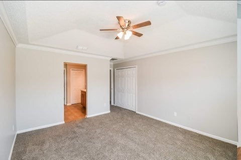 Building Photo - 9284 Thunderbolt Dr