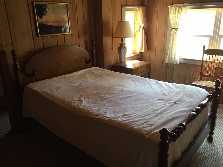 Building Photo - 7990 Paradise Trl