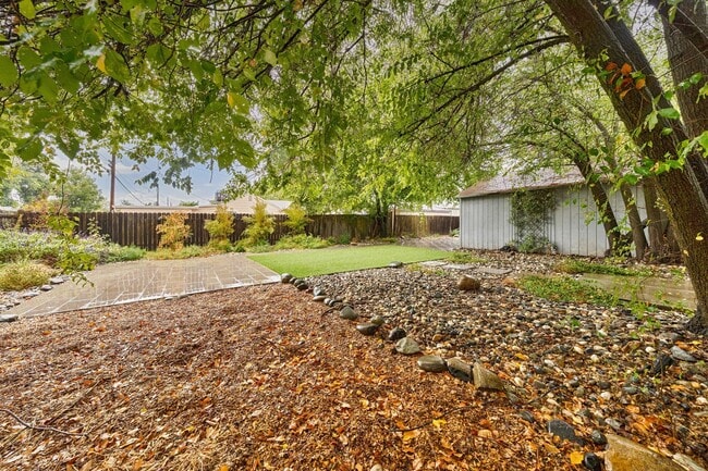 Building Photo - Charming Fully Remodeled 3-Bedroom Home wi...