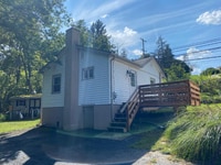 Building Photo - 930 Gravel Pike