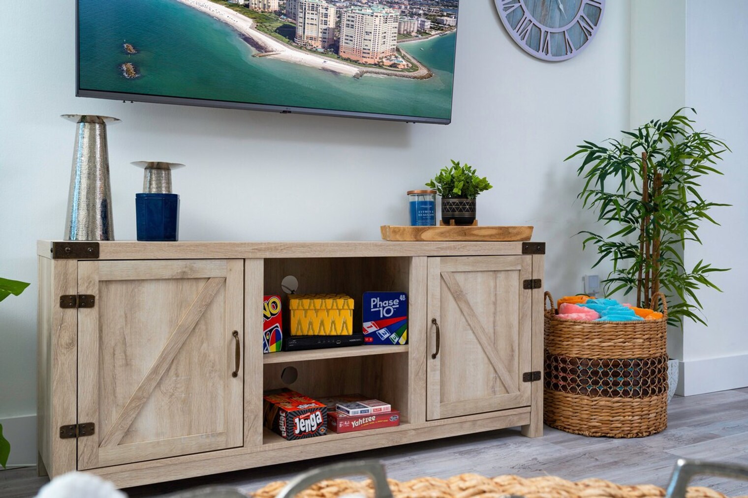 Building Photo - 380 Seaview Ct