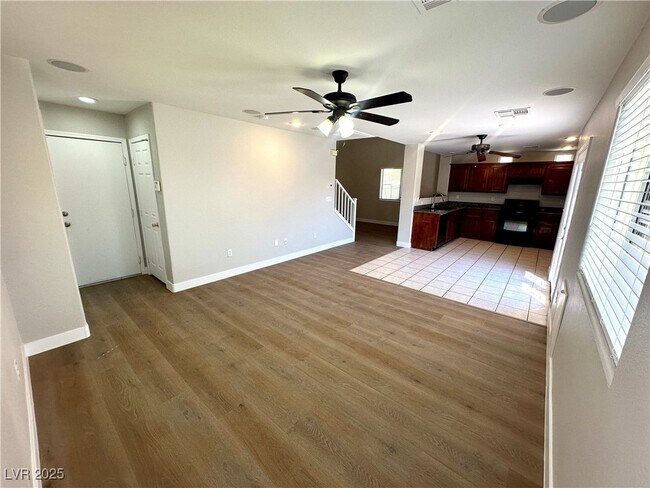 Building Photo - 9978 Erie Stream Way