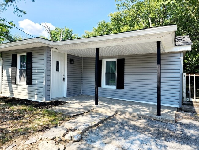 Primary Photo - 213 Starlight Dr