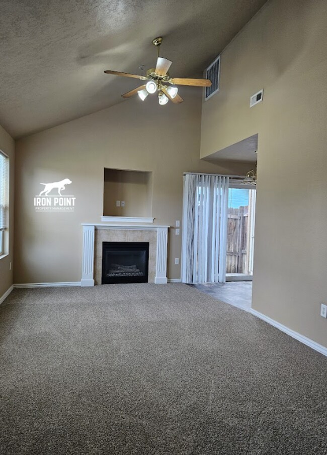 Building Photo - ELD4013