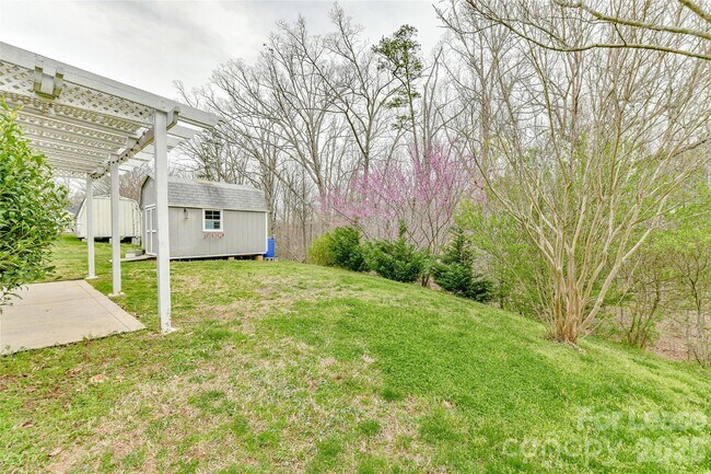 Building Photo - 7159 Marlin St