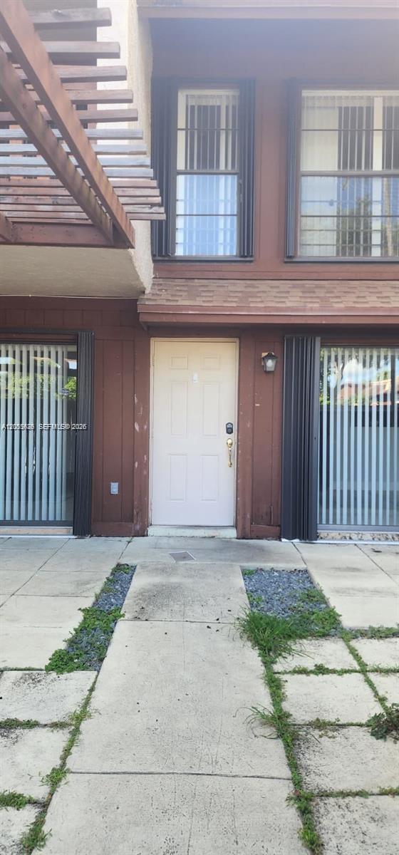 Building Photo - 11500 SW 64th St