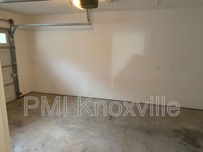 Building Photo - 9213 George Williams Rd
