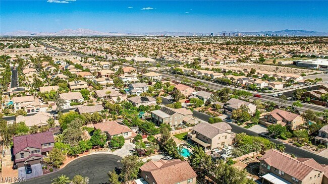 Building Photo - 4012 Rubicon Peak Ct