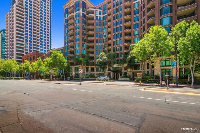 Building Photo - 500 W Harbor Dr