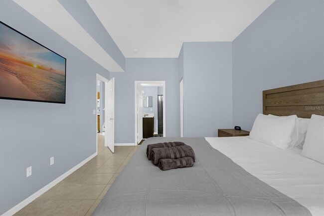 Building Photo - 4013 Venetian Bay Dr