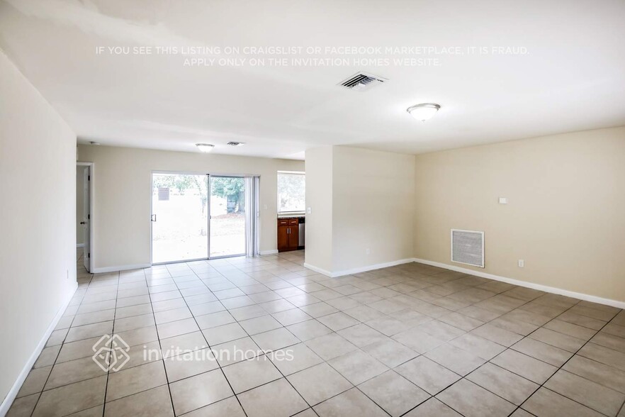Building Photo - 4641 NW 7th Dr
