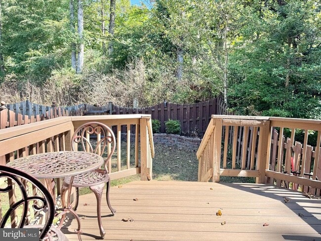 Building Photo - 105 Staunton Ct