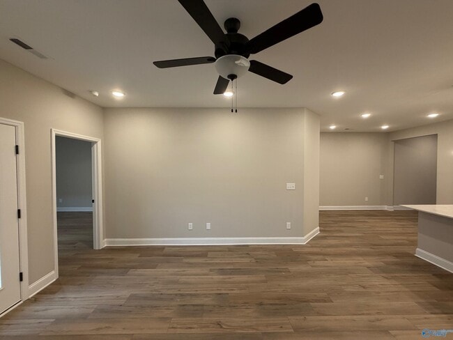 Building Photo - 433 Lando Cain Rd