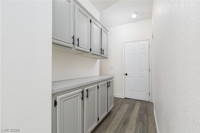 Building Photo - 3790 Crest Horn Dr