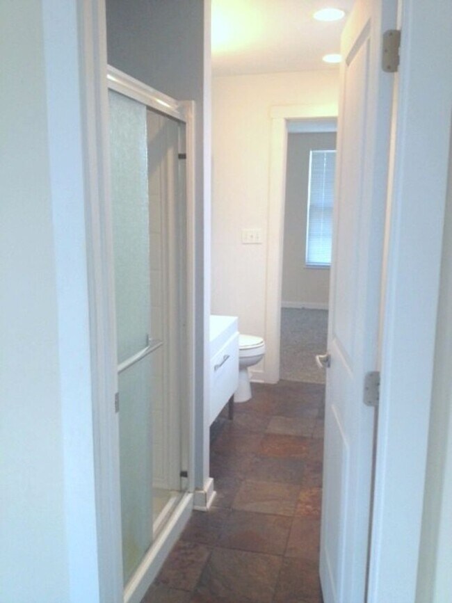 Building Photo - Southside Slopes - Amazing views of Downtown - Off-street parking