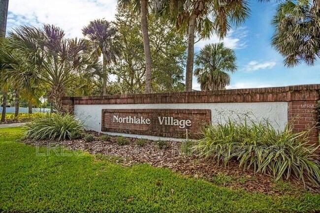 Building Photo - 1406 Northlake Dr