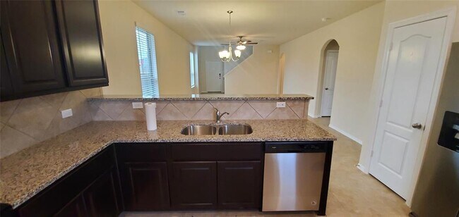 Building Photo - 2530 Remembrance Cir