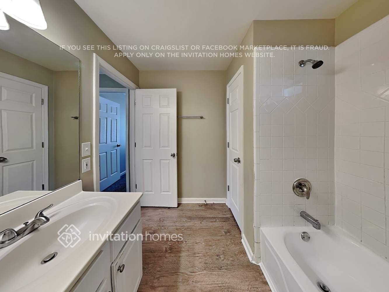 Building Photo - 2696 Summerbrooke Dr
