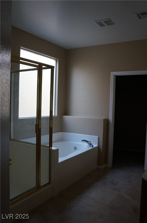 Building Photo - 235 Crooked Tree Dr