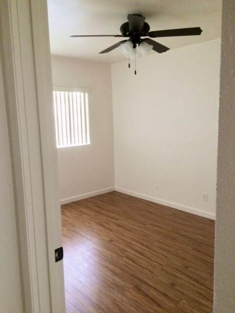 Building Photo - 4735 W Broadway