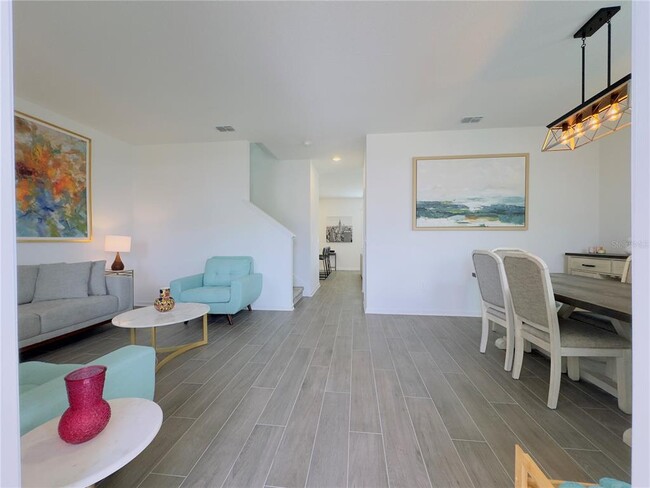 Building Photo - 6104 Park Promenade Way