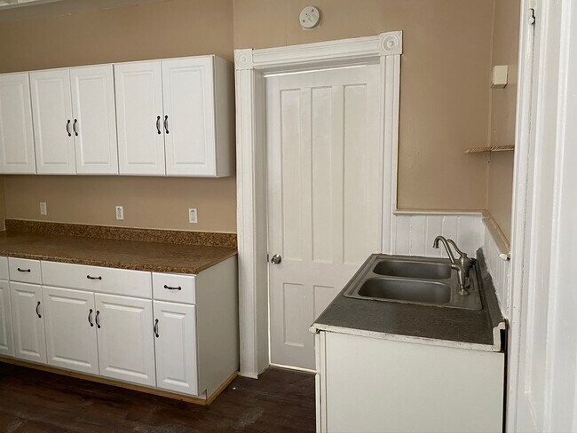 Building Photo - 297 N Indiana Ave