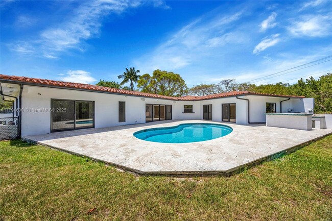 Building Photo - 1181 San Pedro Ave