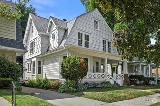 Building Photo - Updated 4 Bedroom Victorian on College Ave