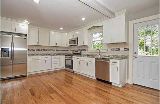 Modern kitchen - 237 Standish Ave