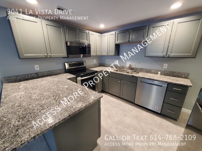 Building Photo - 3041 La Vista Dr