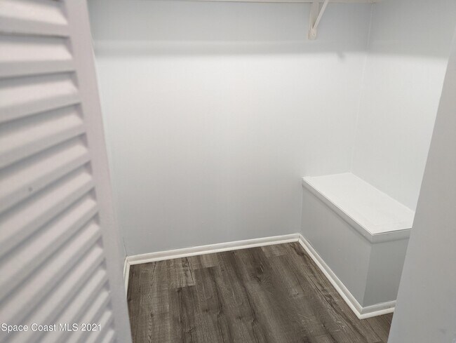 Building Photo - 1681 Owl Ln