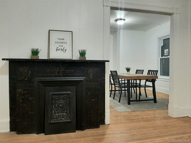 Building Photo - 3 Allen Pl