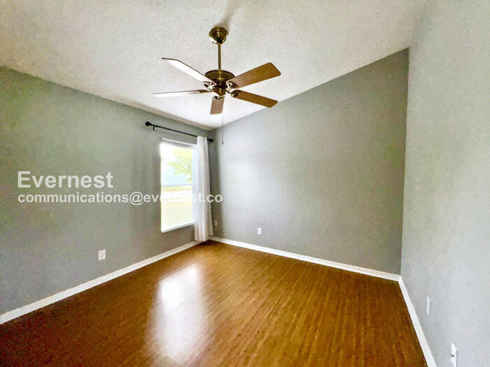 Building Photo - 2926 Walnut Grove Ct