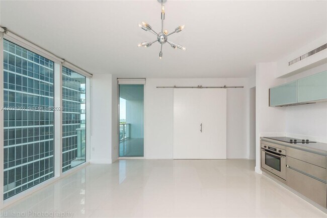 Building Photo - 1040 Biscayne Blvd