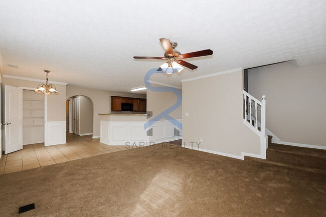 Building Photo - 655 Belle Grove Dr